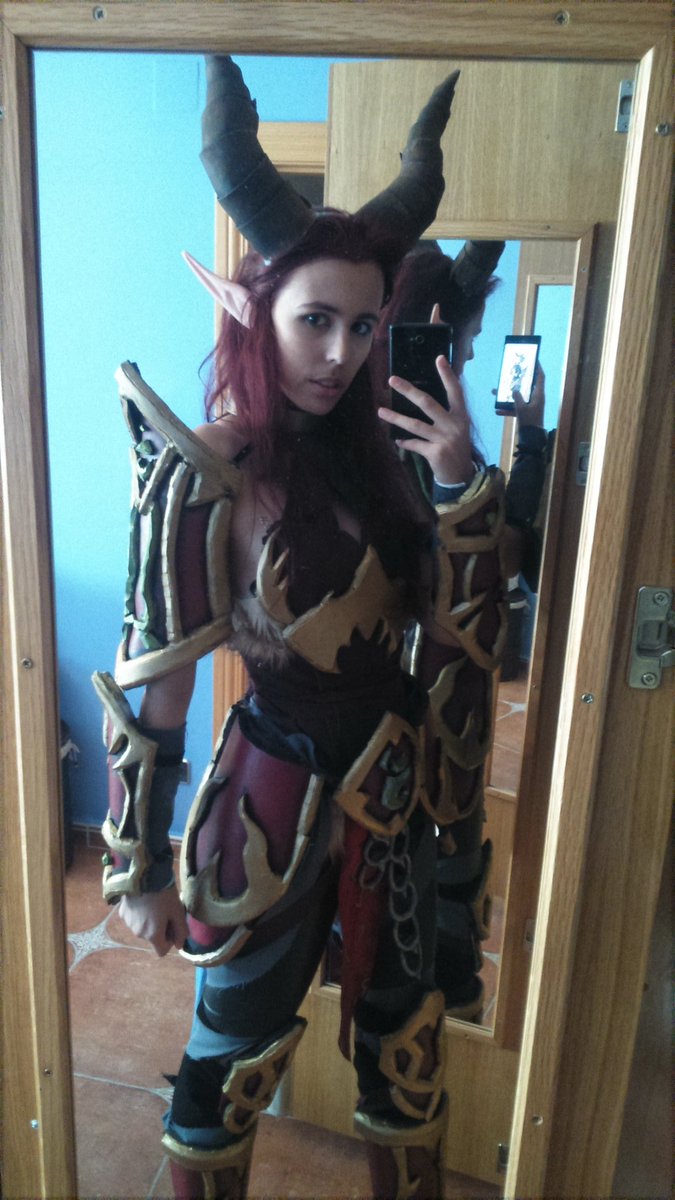 cosplayabyss's tweet photo. Illidari cosplay~ from #worldofwarcraft #Legion!! https://t.co/rtcz0U41P0