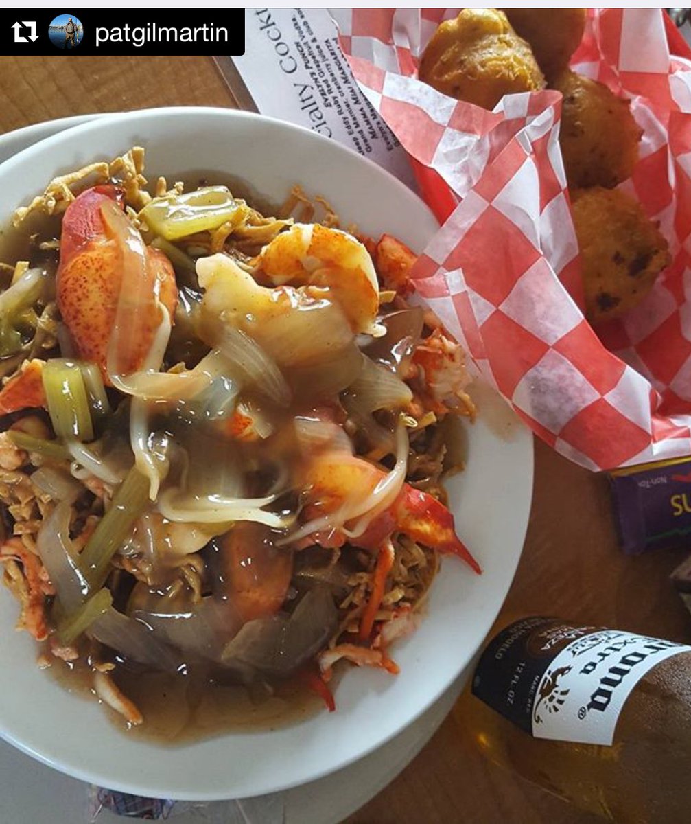 EvelynsDriveIn's tweet photo. #lobster chow mein for the #win !! 6 days left for our 2016 season! #freshseafood #rhodeisland #local #yum #delish https://t.co/adUm4MPcZA