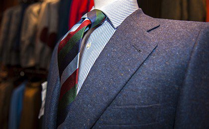 worldluxurycom's tweet photo. The most famous #bespoke shirts of #Madrid - @SastreriaLanga #mensfashion #fblogger #fashion https://t.co/F86TzisV3d https://t.co/cMhBoEvAOC