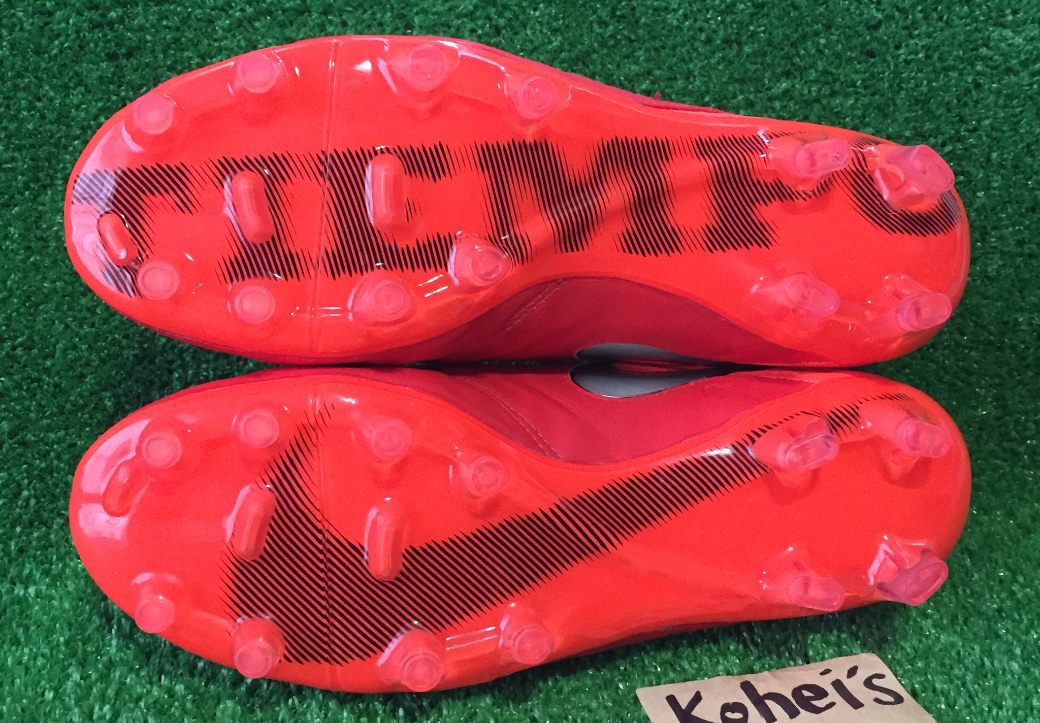 サッカースパイク Kohei Sblog ナイキ サッカースパイク ティエンポレジェンド6 Fg 機能性 素材 重量 特徴 詳細 T Co Nzbpujrxno