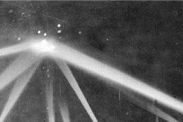 foolishpeople's tweet image. One week to go - BORDERLAND - CYCLE II - #immersivetheatre #f00lishpe0ple billet.to/s/v2cmwD4