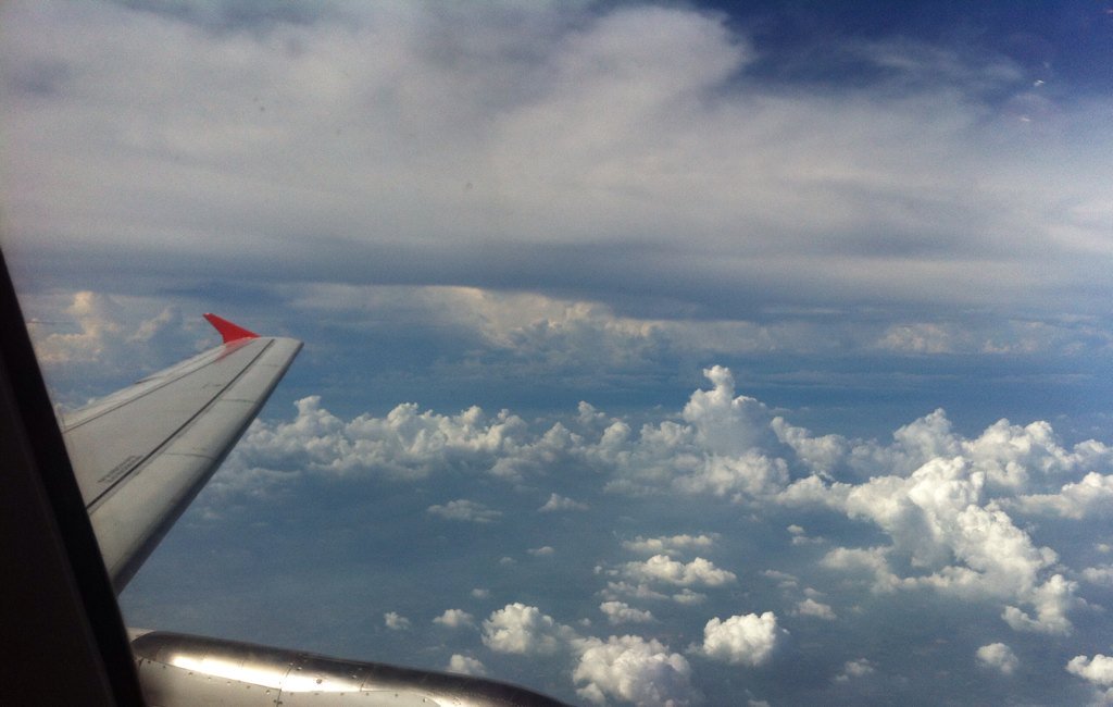 marknguyenvn's tweet photo. #saigon town #hcmc view from Airplane https://t.co/AA521jEmCX