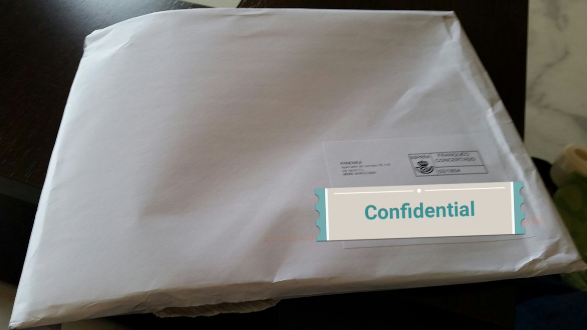 KikeBallesteros's tweet photo. Hola @Correos lamentable vuestra entrega en buzón y @proyectopanenka hay que tener más cuidado al elegir proveedor. https://t.co/4xTgiE20RL