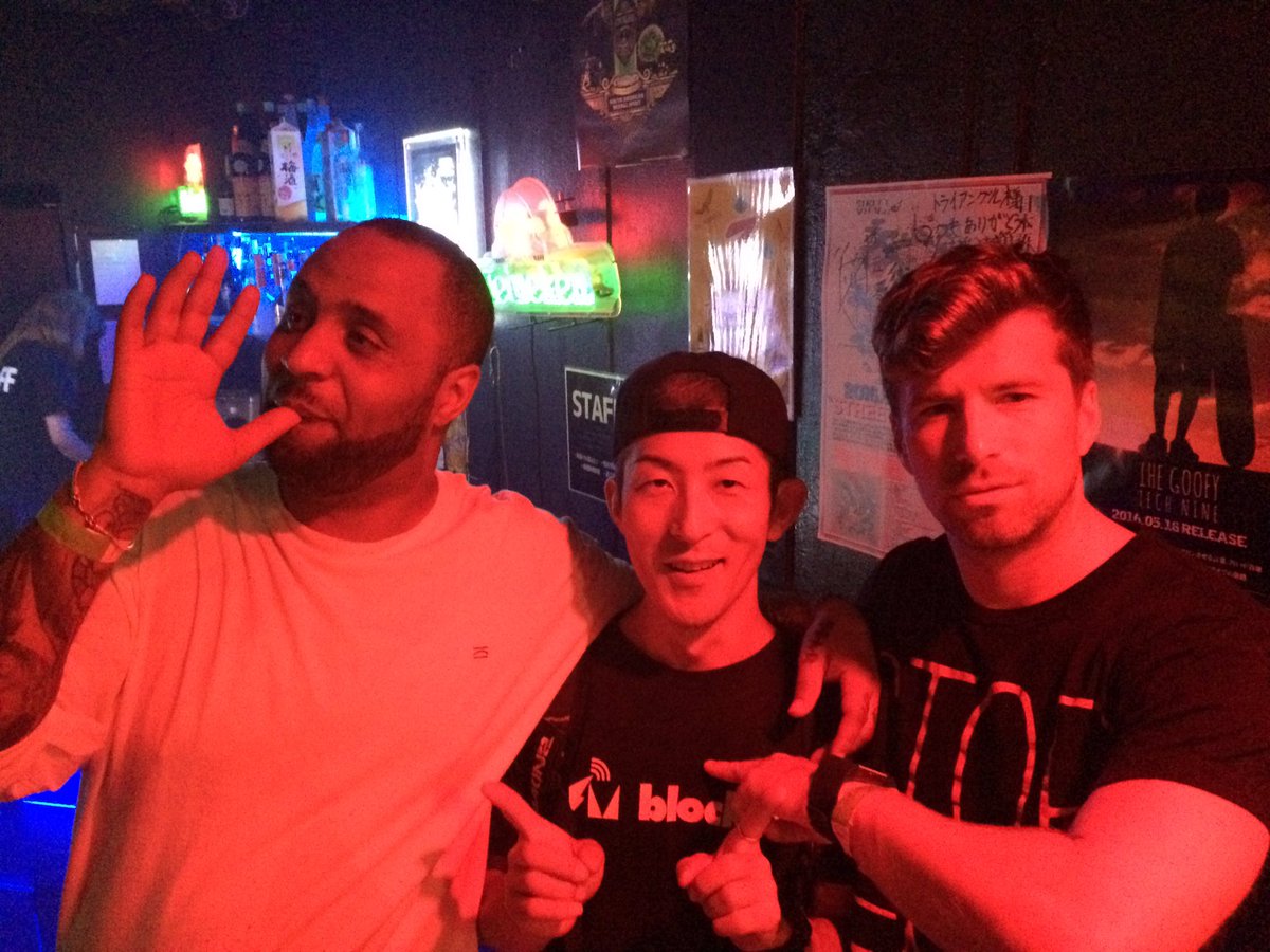manmaruyan's tweet photo. LSBとMC DRSのお二人がほんま優しくて。
余韻に浸っております。
#lsb #mcdrs #drumandbass #dnbjpn #osaka #crazytriangle https://t.co/faZKBSgXzM
