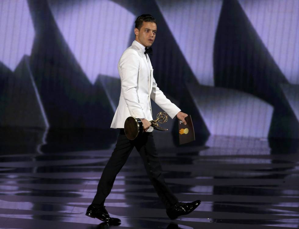 Rami Malek, mejor actor de drama en los #Emmys. Sí, es real, todos lo estamos viendo. Enhorabuena <a href="/ItsRamiMalek/">alena</a>