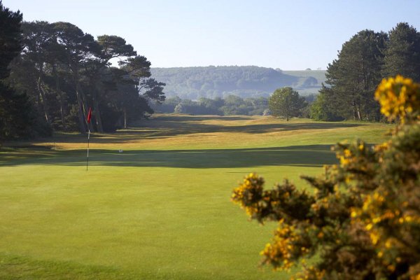 ispygolfpro's tweet image. Winter fourball @GantonGC from just £200 bit.ly/2cXkzgc #GreatCourse