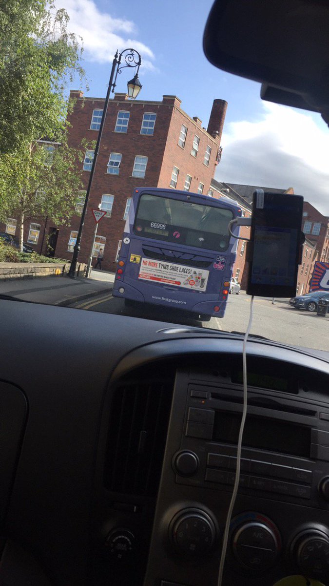 TQV94's tweet photo. Spotted this Saturday in Leeds! @EasyLace @FirstWestYorks
#Nomoretyingshoelaces #Easylace
https://t.co/nbn2ThppIU https://t.co/vnyhTfW9ZN