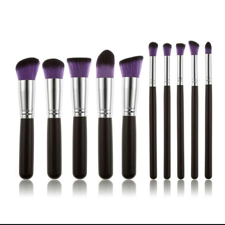 cookies_makeup's tweet photo. 10pcs Kabuki brushes for RM25 exc postage!😍😍 @Twt_Jual_Beli @twt_kecantikan @Twt_niaga @twtmakeup_ads @twt_makeupmy https://t.co/2j8Q8Ccl2Z