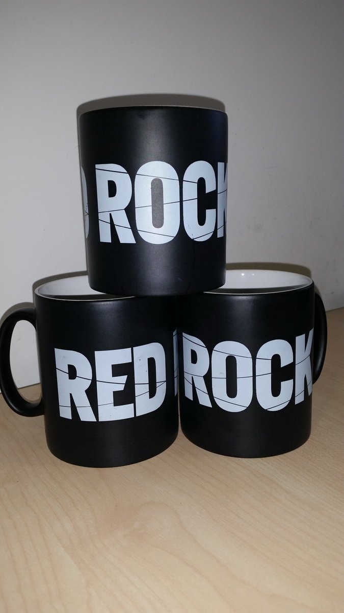 VirginMedia_TV's tweet photo. What could make Mondays any better than an hour of new #RedRock tonight at 9.30pm on TV3? RT to win a #RedRock mug! https://t.co/tdvW7P97JT