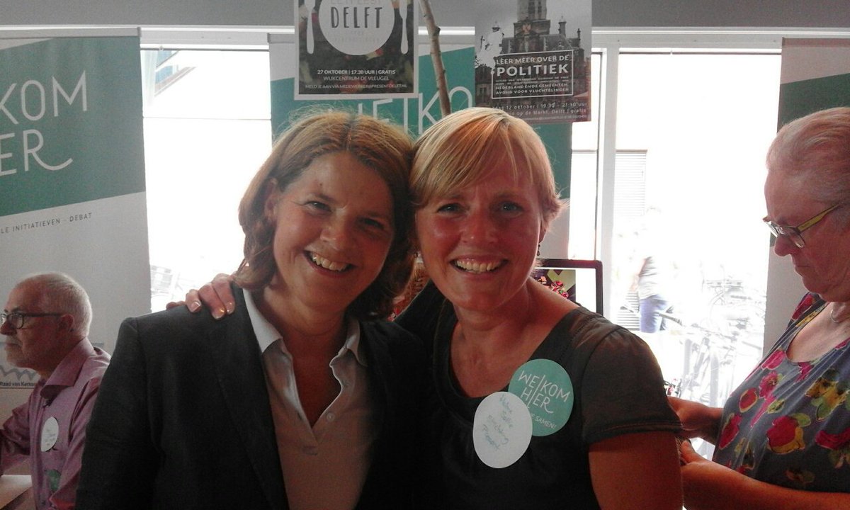 PresentDelft's tweet photo. Wat een leuke verassing, Marja van Bijsterveldt bezoekt ook Stichting Present bij Welkom Hier in Delft! https://t.co/m1bR0QlZSv