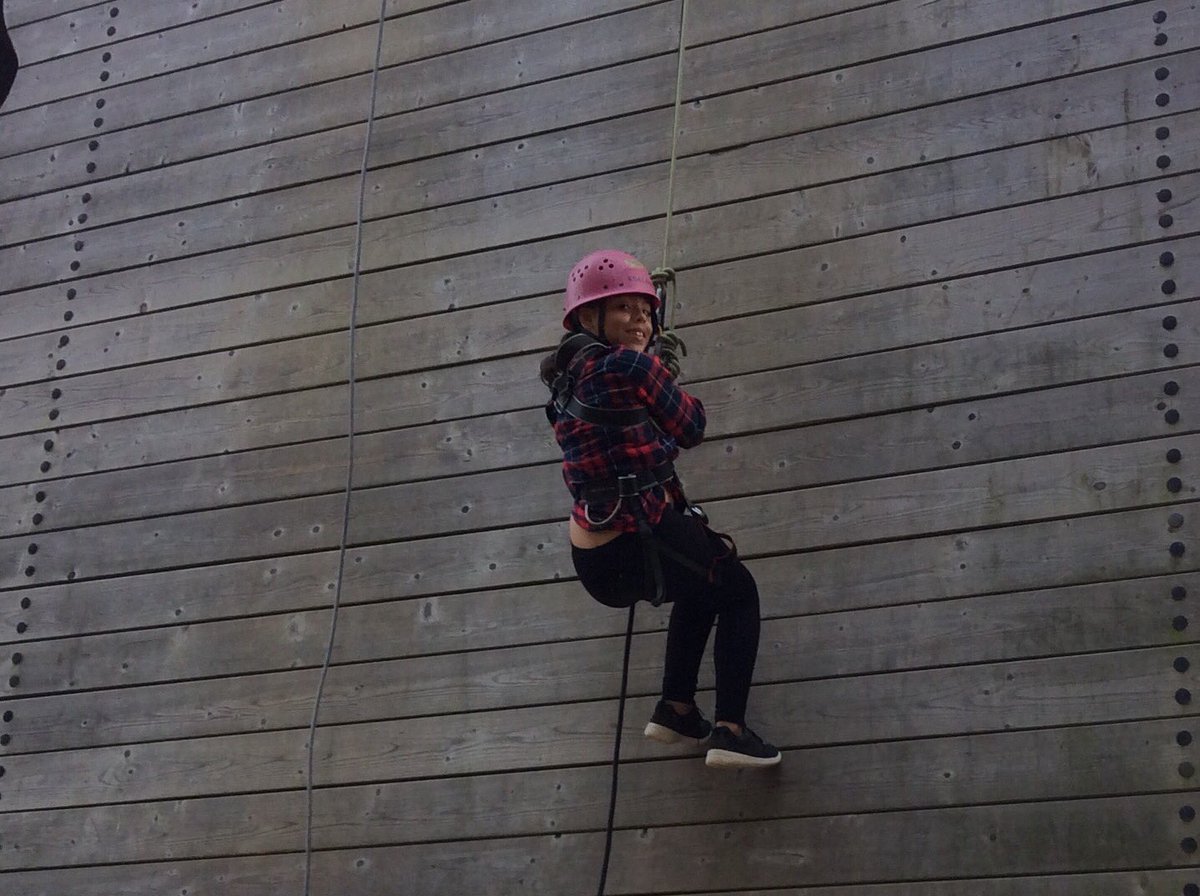 AbbeyPrimary1's tweet photo. Abseiling down the Wall #hanging #jumplikeafrog #misswardwasscared #group4 https://t.co/aSydaQYUcZ