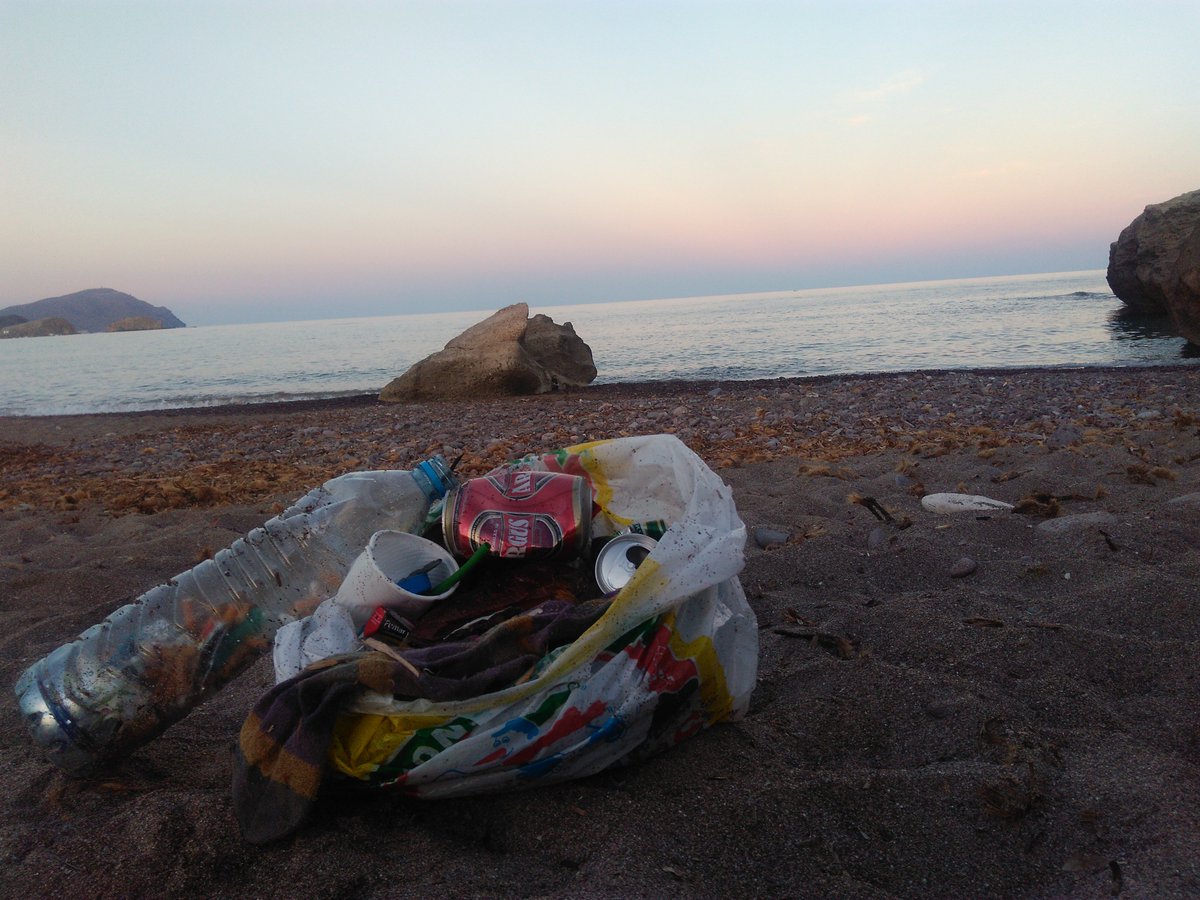 angelamig_soy's tweet photo. Sin #basurikemon el atardecer de ayer fue más hermoso en #LosEscullos #ParqueNaturalCaboDeGataNijar #Almeria https://t.co/QF96Ag7GpO