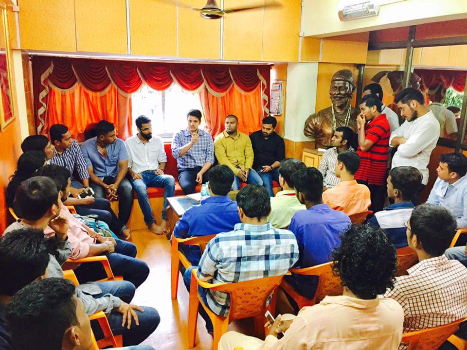 @varunsar ji addressing #YuvaSena team of belapur vidhansabha!
@AUThackeray @mieknathshinde 
#YuvaMelava #5th_oct