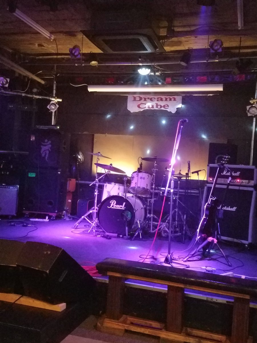 ICEPICK_aki's tweet photo. 今日はDream Cube

で

lLIVEだよ

( ・∇・) https://t.co/il6EuLJgrd