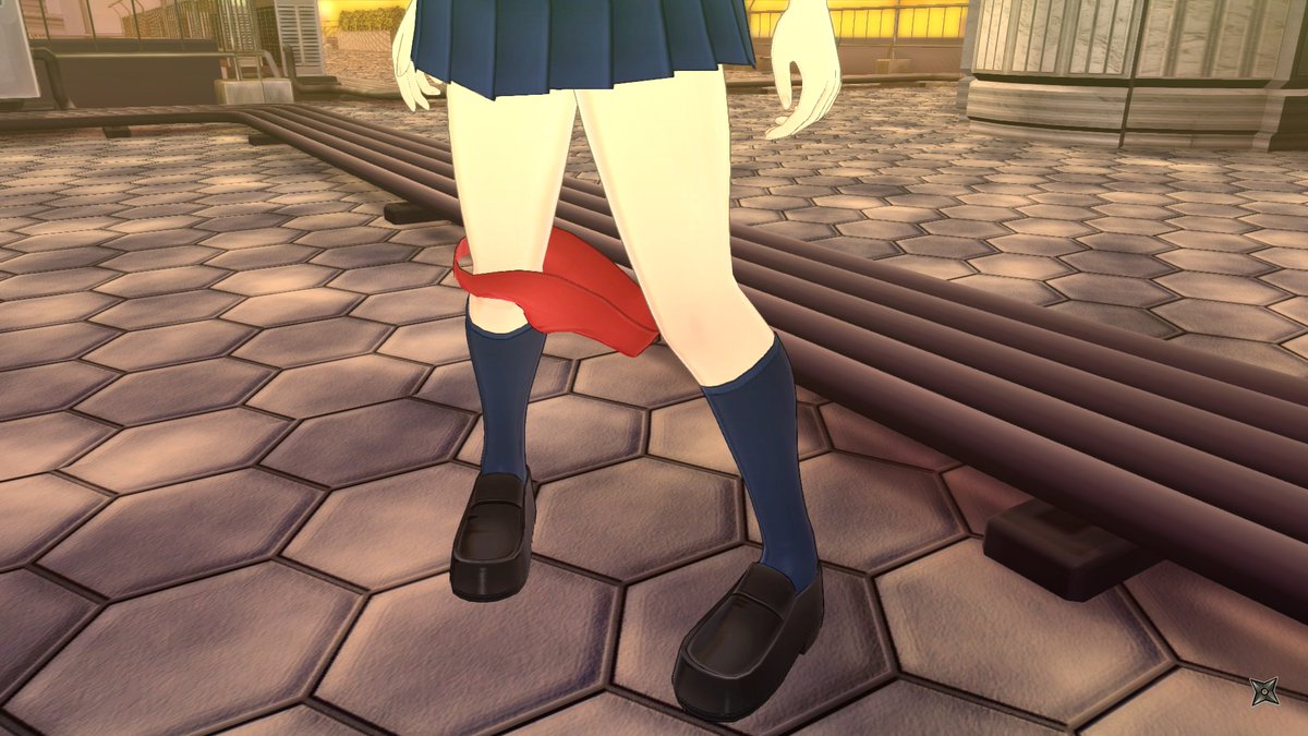 marvelouseurope's tweet photo. Fall Athletics Festival Contest is LIVE! Hit the track in your best Gym Outfit &amp; win Worn Bloomers! [Ends 12.10] https://t.co/auTPaJ98cR