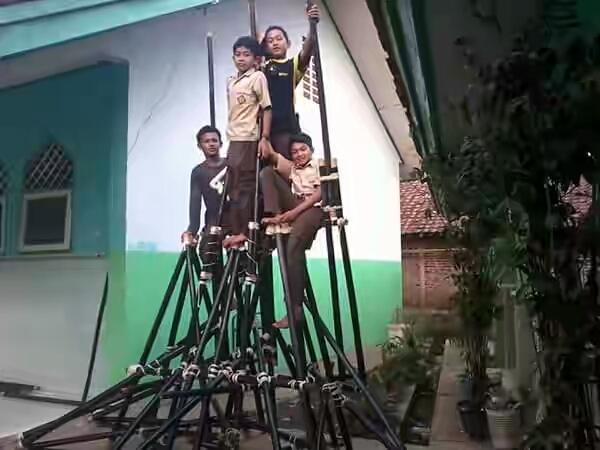 topllez tweet picture