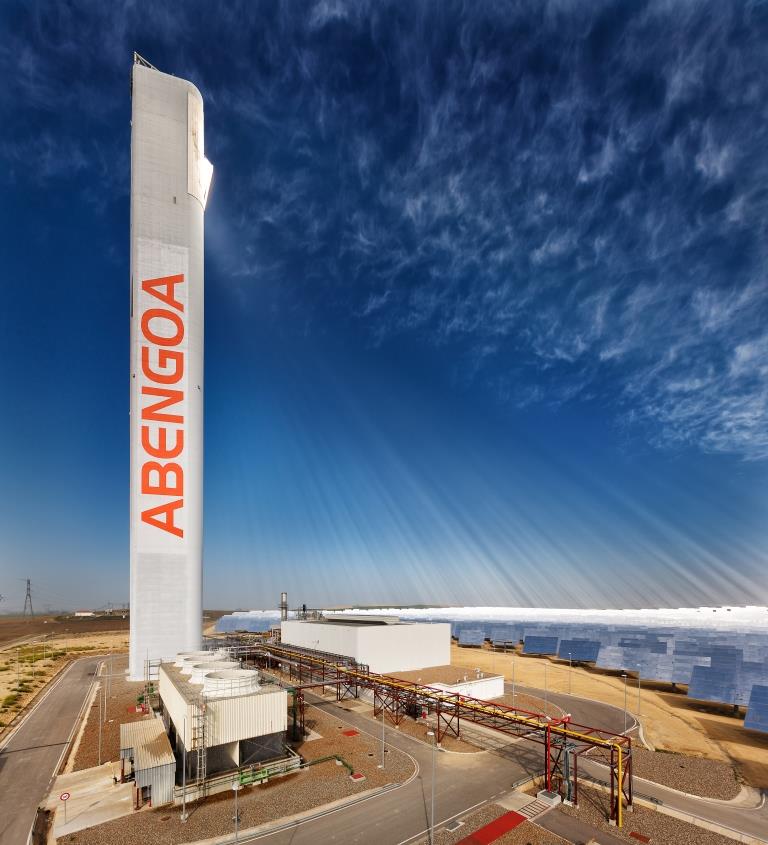 grupocox's tweet photo. We celebrate this week the anniversary of #Solucar platform. PS10: the first tower solar plant in the world. https://t.co/oUgzqE2Vkj