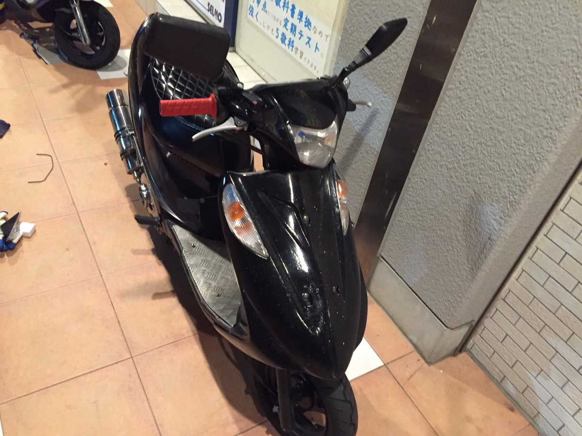 n_dcwc's tweet photo. アドレス売ります
すぐ取引できて、取りにこれる方は12万です！
バックレストとミラーは今ないです！
#アドレス売ります
#ワンツー売ります
#シグナス売ります
#小型売ります https://t.co/GdzqmkI1V4
