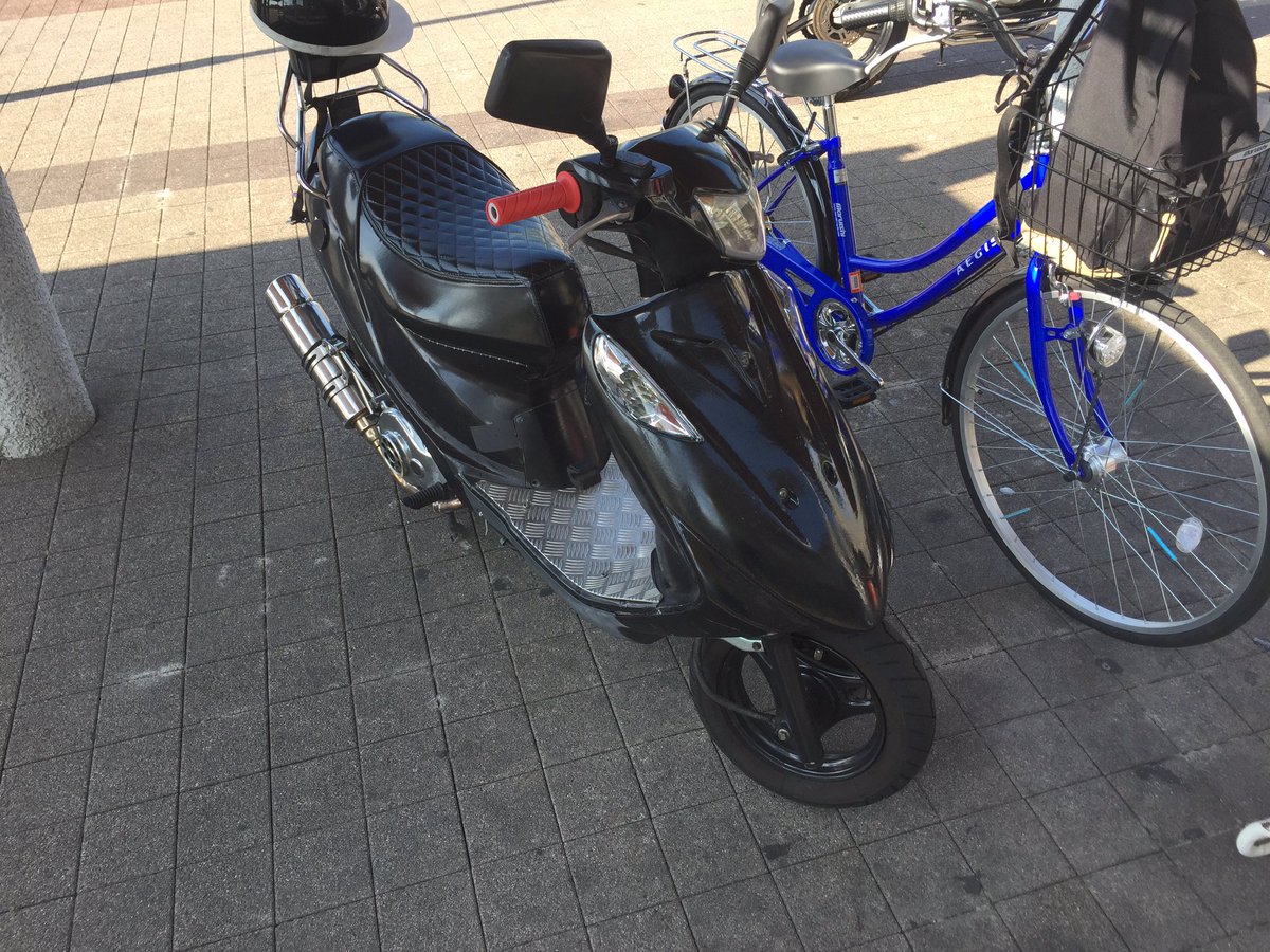 n_dcwc's tweet photo. アドレス売ります
すぐ取引できて、取りにこれる方は12万です！
バックレストとミラーは今ないです！
#アドレス売ります
#ワンツー売ります
#シグナス売ります
#小型売ります https://t.co/GdzqmkI1V4
