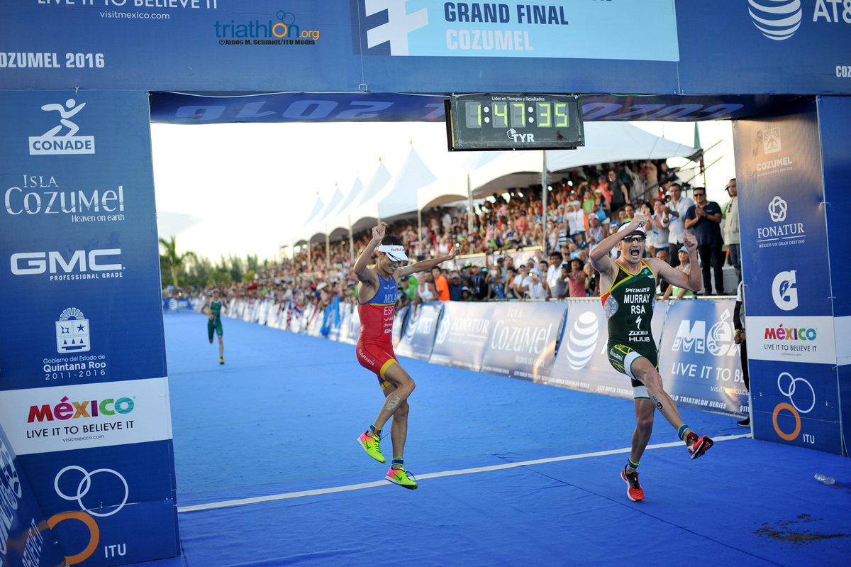 javibaiz's tweet photo. Awesome tri race yesterday in #WTSCozumel dance included by @RD_murray and 2016 WC @mariomola #JFCrew Congrat guys! https://t.co/yqiAQZ7ucn