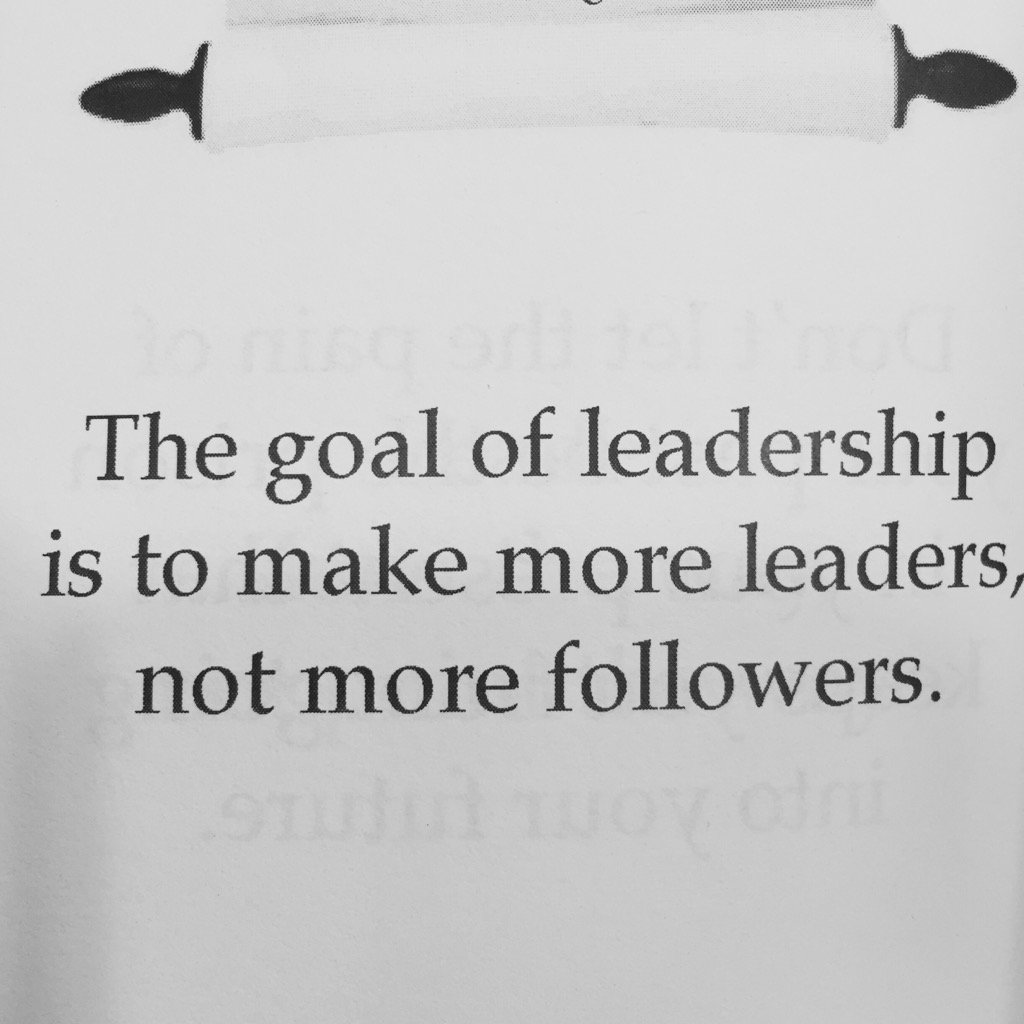 RobinRoberts's tweet photo. Don't worry about how many "likes" or followers you can get..instead keep this in mind...#MondayMotivation ❤️ https://t.co/L2igCeVTAm