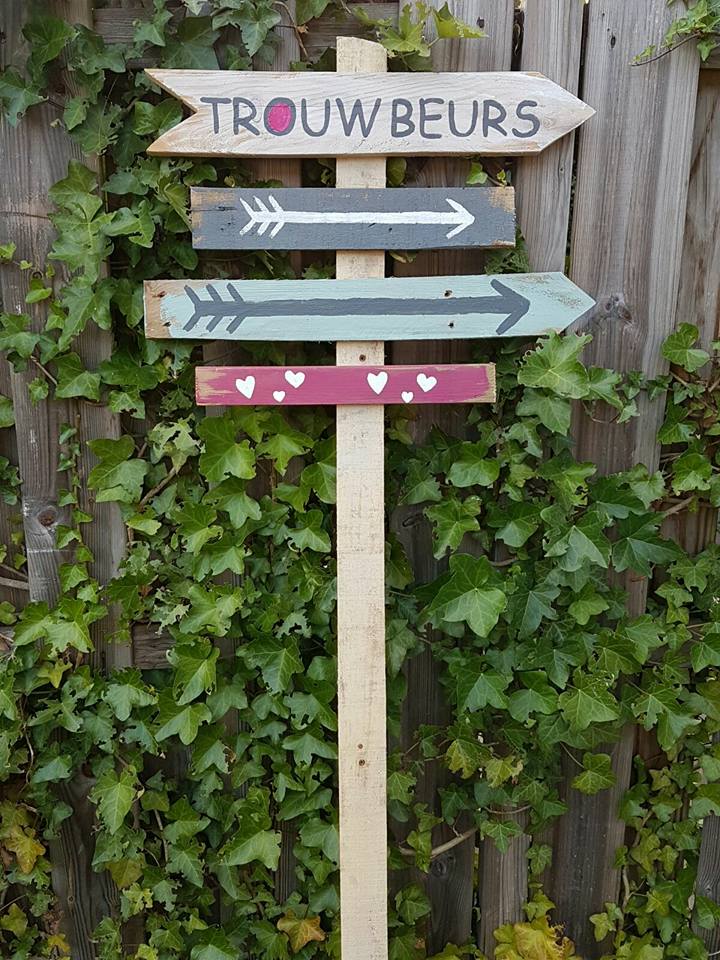 HOE, WIE, WAT, WAAR, WANNEER???... DAT is nu wel duidelijk. Tot zondag 9 okt. bij Wedding Event <a href="/carltonoasis/">Carlton Oasis</a> !!