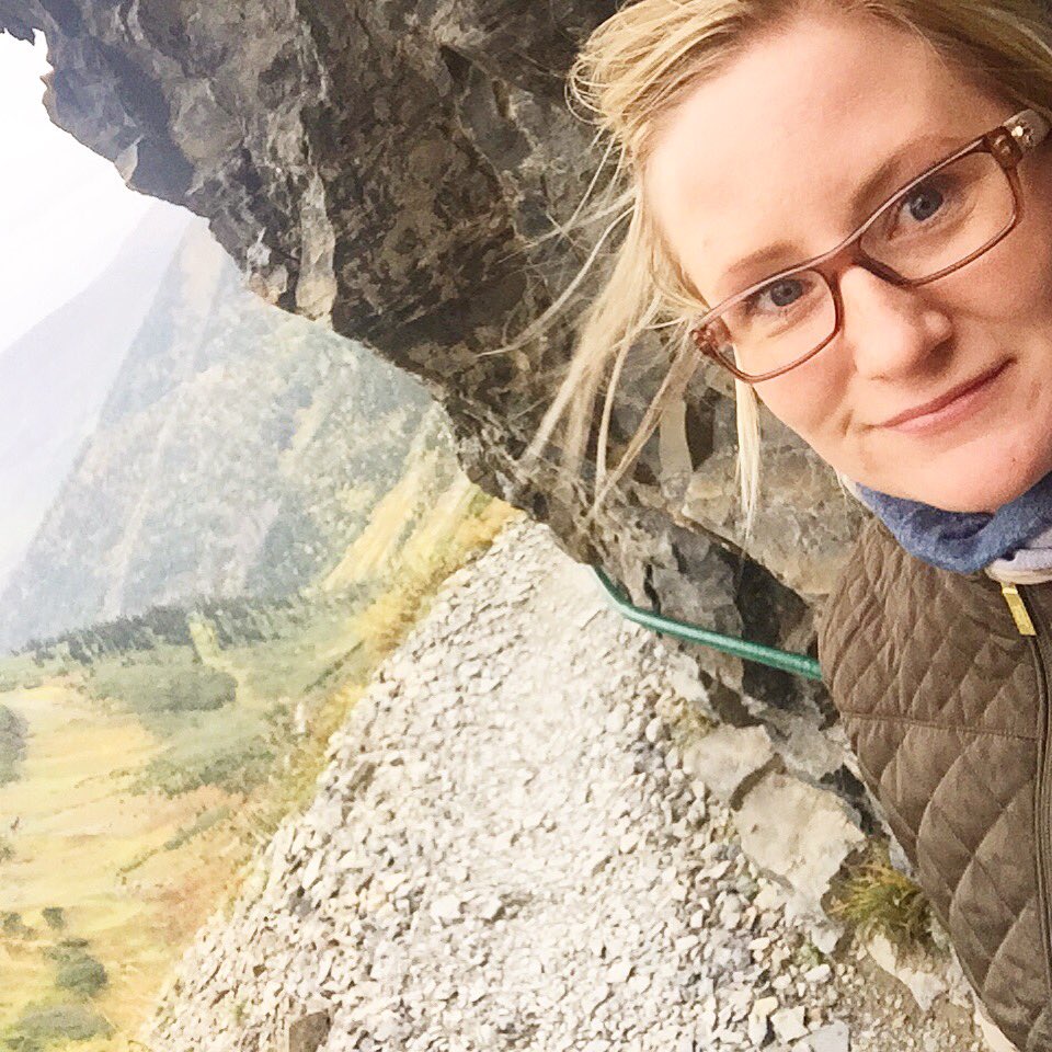 dniksr's tweet photo. #mountainsedge #straightdown #fitfam #fitness #hiking #MontanaState #happy #loganspass #fitnessjourney #getit #sweat https://t.co/ZQJLUTKtMG