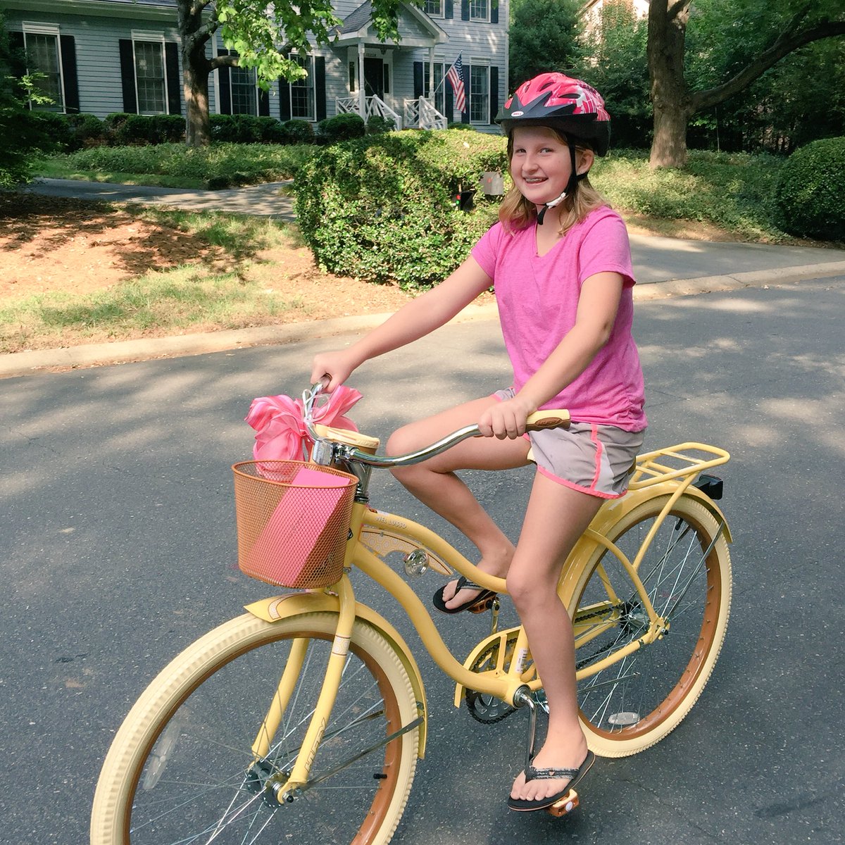 CltKarenPrice's tweet photo. Happy Birthday @CltLindseyP! Hard to believe you're 11 beautiful girl, Love mom, @Darren_J_Price @Cltkatelynp &amp; Noah https://t.co/O5FCcv3oYP