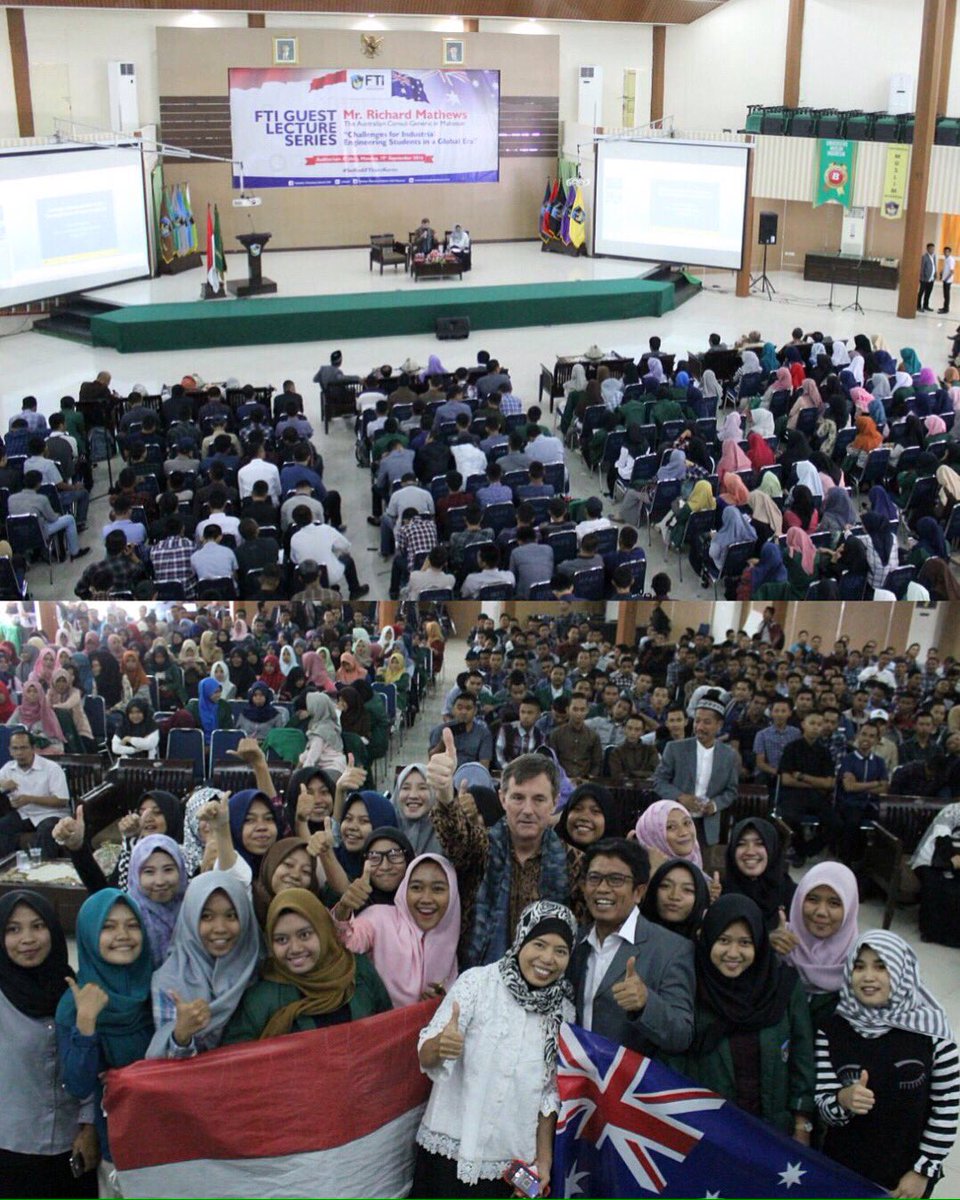 Sambut mahasiswa baru FTI umi hadirkan <a href="/KonJenMakassar/">Todd Dias</a> thankyou for coming #SelfiediFTIumiKeren See you next time🙏