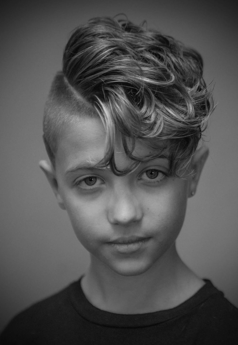 Haven't posted in a while so here's a pic from my last shoot! Using my Wahl tools💈 @WahlAcademy