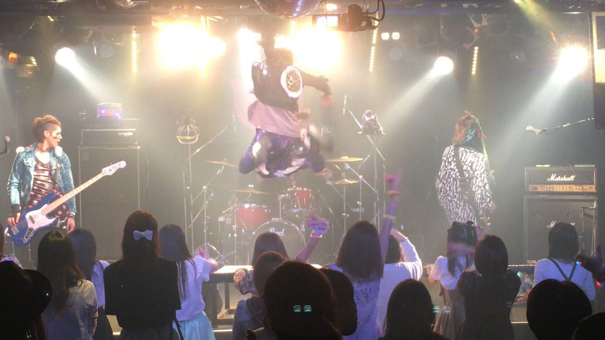 saq3939's tweet photo. タイトル『いざ、空へ』 https://t.co/J2WlTm8BAU