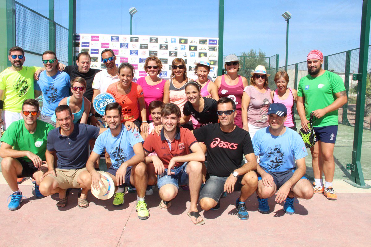 eliamatri's tweet photo. Fin de semana con clinic y charla en Monforte del Cid. Gracias por tratarnos con tanto cariño! https://t.co/trolWcBC03