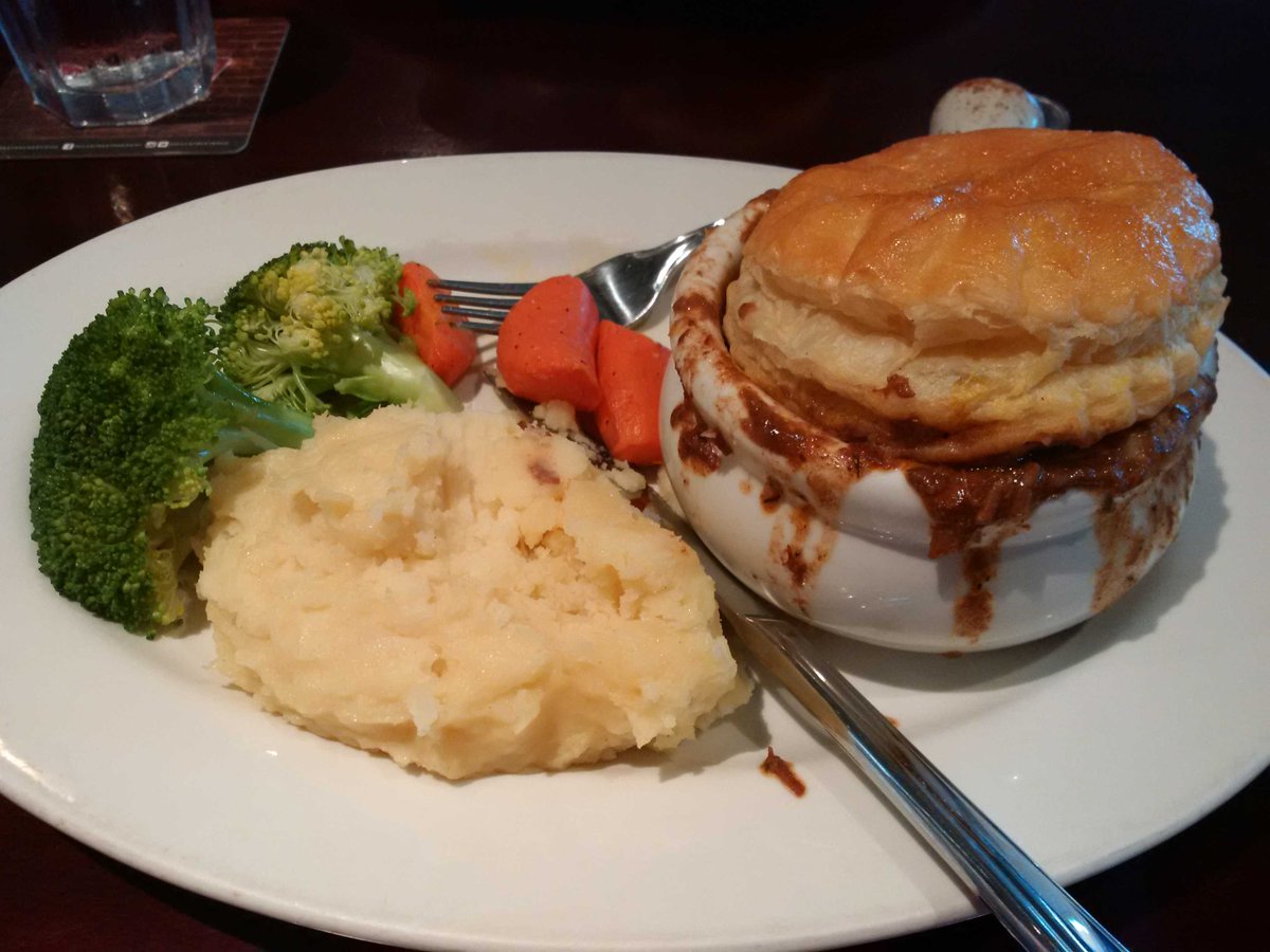 Another grt meal <a href="/brogueinn/">The Brogue Inn</a> <a href="/Portcreditbia/">Port Credit BIA</a>