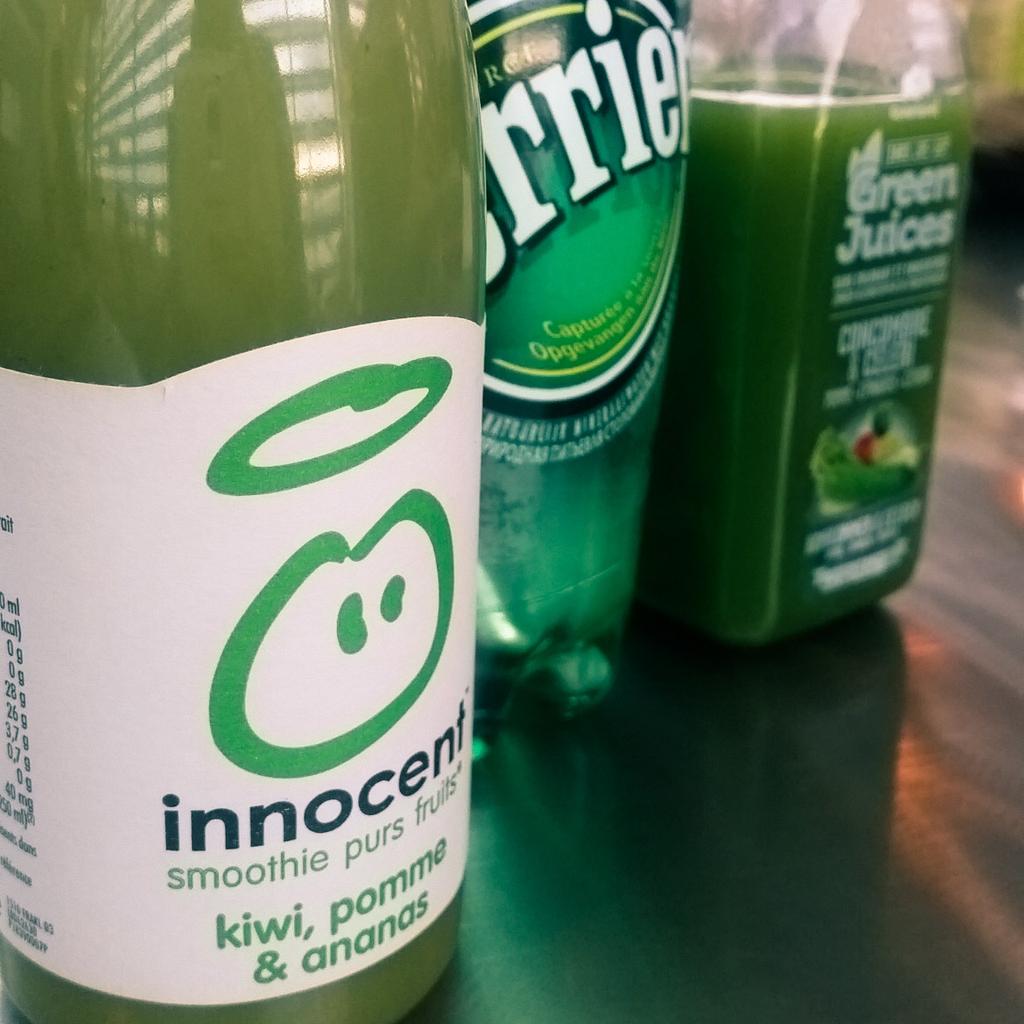 SarahTekhil's tweet photo. @innocent_Fr la couleur du jour c'est le vert :) https://t.co/Bp1wzYpWBS