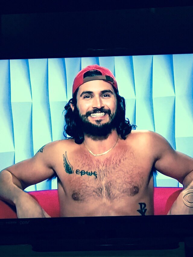 J_a_x_s_o_n's tweet photo. I just voted for #BB18's #AmericasFavoriteHouseguest! Vote now! https://t.co/hhYDzfcw9L ⚜️Geaux Victor! #VicForAFP https://t.co/lHdyAzElmM