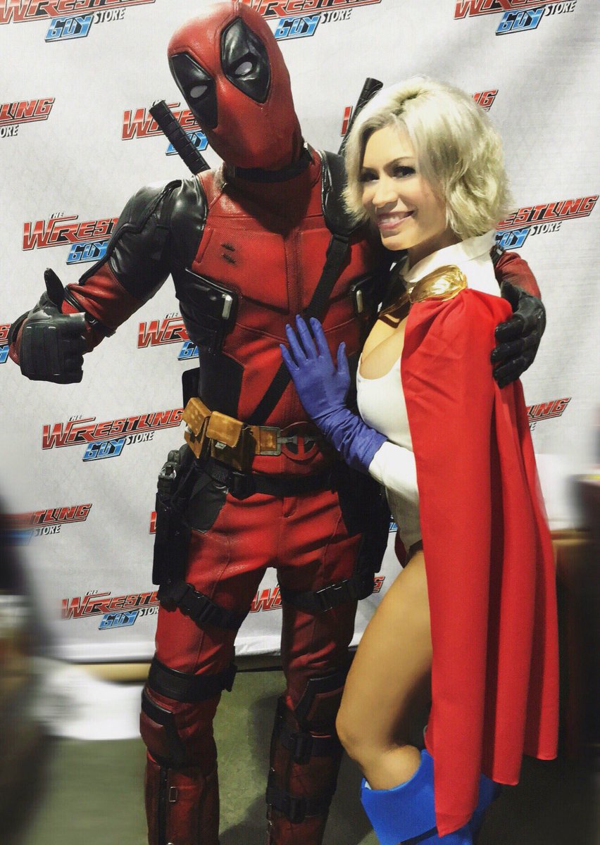 RealMelina's tweet photo. Told ya I wasn't leaving this Con without Deadpool!๐ #LBCC #PowerGirl #DeadpoolCosplay #Deadpool #iLoveDeadpool https://t.co/ohrprOxL9o