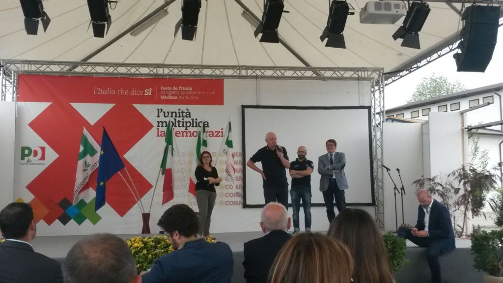 EmResilienza's tweet photo. Non siamo volontariato spontaneo https://t.co/ufxTgrDKSh https://t.co/t05Z78cKeh