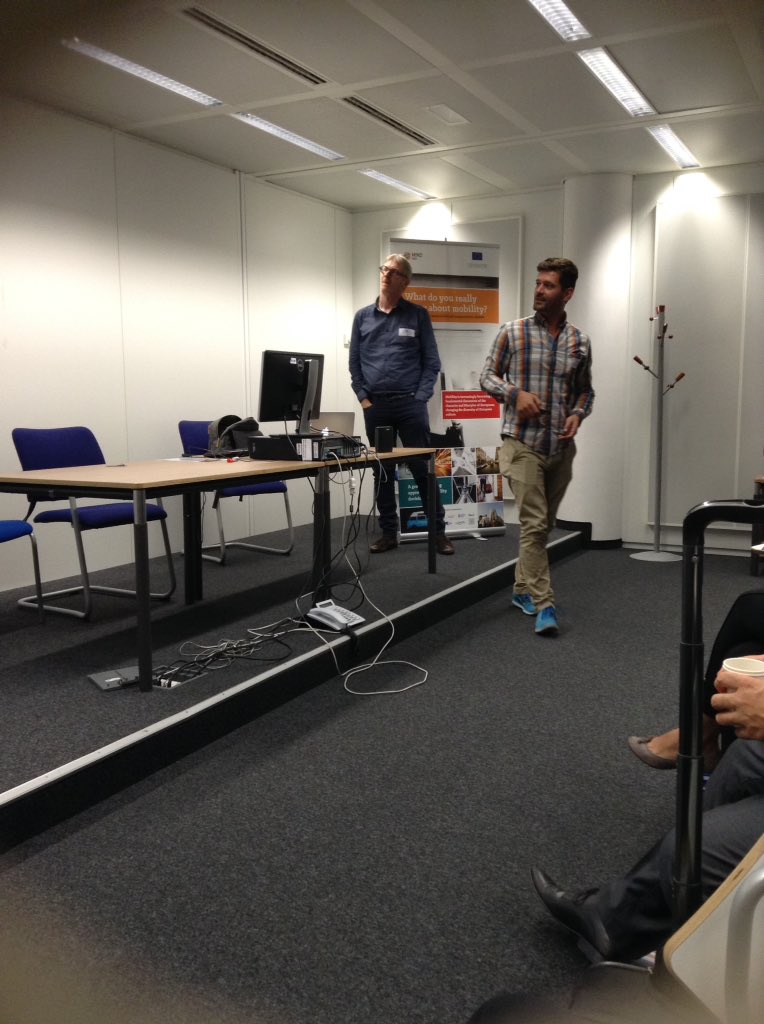 MINDsetsEU's tweet photo. .@soeproza & @StefaanVandist give an intro to the generational perspective to #mobilitybehaviour https://t.co/oqNb59JDmj