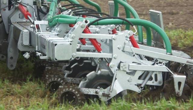 AgropolskaPL's tweet photo. Vogelsang XTill - aplikacja gnojowicy 
https://t.co/N7oCZeA9Re #aplikacja #gnojowica #StripTill #Vogelsang #XTill https://t.co/xlTnwGJnNE