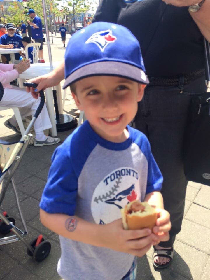 SpiderDarrell's tweet photo. #My3WordDreamJob

Mateo's bat boy. 🙌

(every RT is a vote!) 😉
#BlueJaysFOTY1 #BlueJays #MLB https://t.co/vtIAUfj2gL