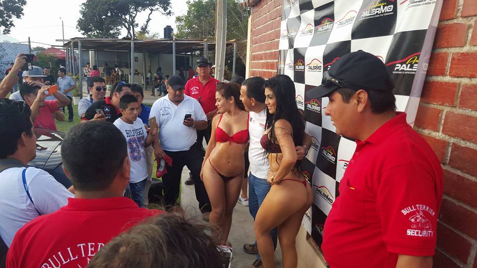 PeruvianXL's tweet image. PERUANAS DEL FACEBOOK