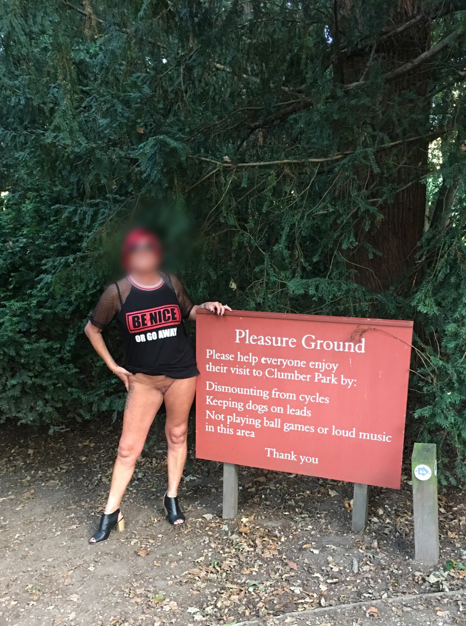Sexy Milf Sue On Twitter Talk About A Sign Giving Me