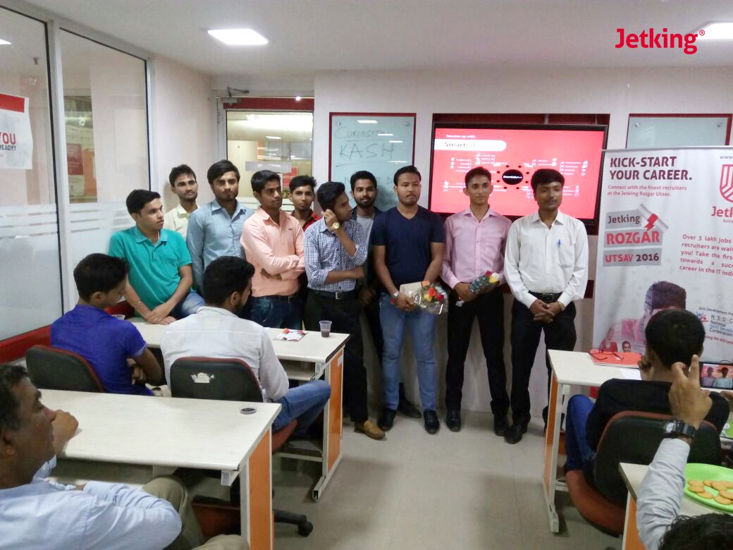 JetkingLtd's tweet photo. #Jetking organizes alumini meet and nayee disha at Laxminagar centre #IAmJetking #LifeAtJetking #JetkingCertified https://t.co/Ulnfh4W339