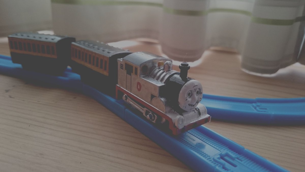 ラッキーボーイ Steamie というわけで 今回は 一時期日本勢の間でも話題になったティモ霊こと幽霊機関車ティモシーを作りました あくまでも海外で有名な都市伝説 というか単なる二次創作 のキャラであり公式のキャラではありません