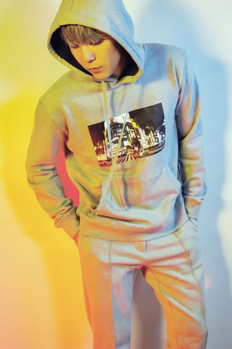 shiori111117's tweet photo. (/∇\*)。o○♡
#skullhong #2016F/W #Lookbook
Cr: _____Hooooong_____ https://t.co/EvYCftDG5t