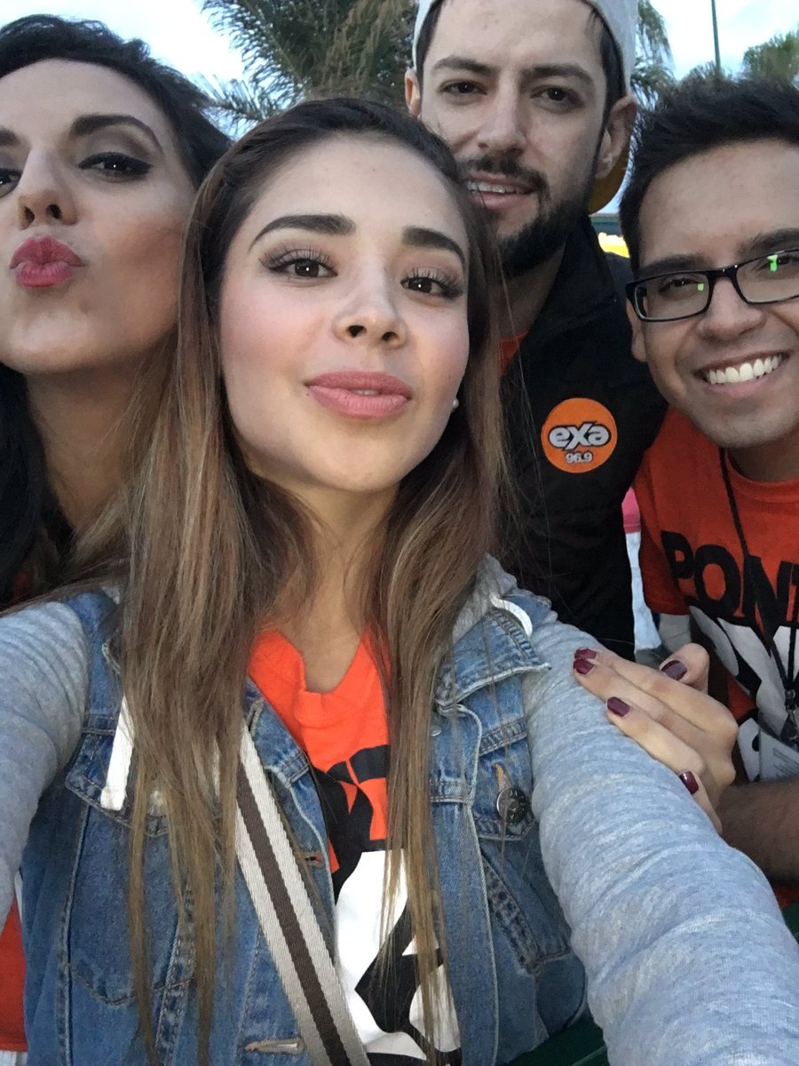 SoyBrenVita's tweet photo. ¡Hoy mi familia @exa969 inicia el #EXARefresh!¡Les amísimo😘!¡MUY orgullosa! @omarmorett @soyedgarmx @_maryfergarcia https://t.co/FtGZR8AnOT