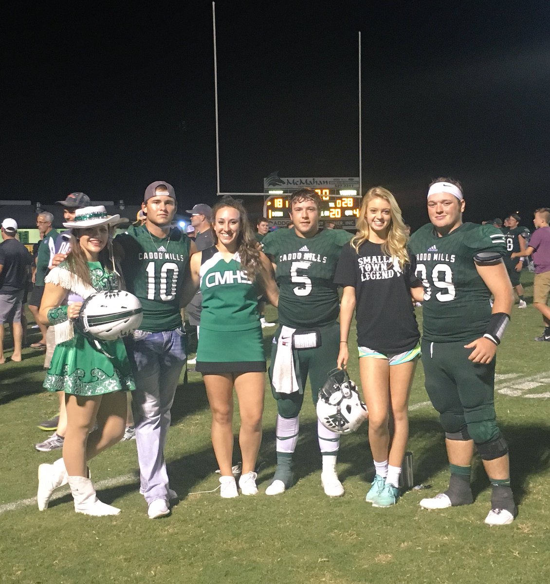 hhodnett12's tweet image. I can't believe it was our last one... #seniorhoco