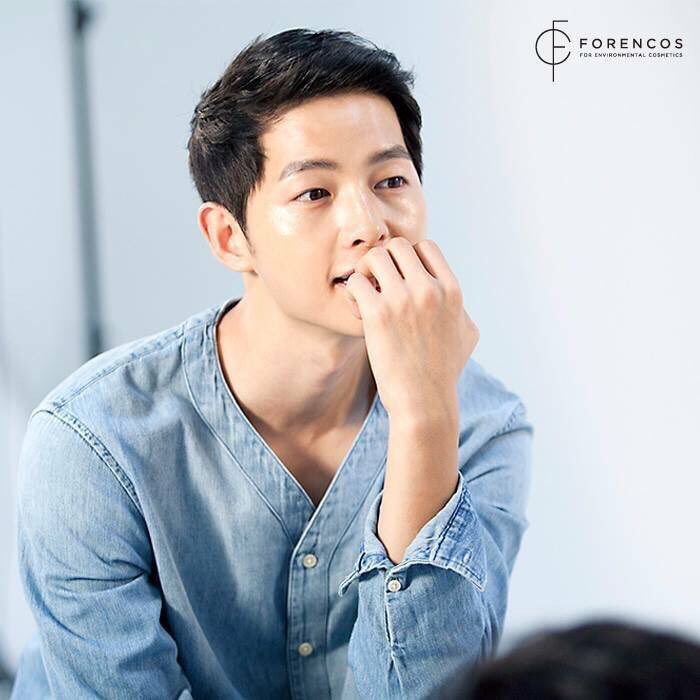 KdramaJunkie_'s tweet photo. Bae!! ๐๐
#HappySongJoongKiDay
#HappySJKDay
#MissingDOTS https://t.co/XB8C9b69GW