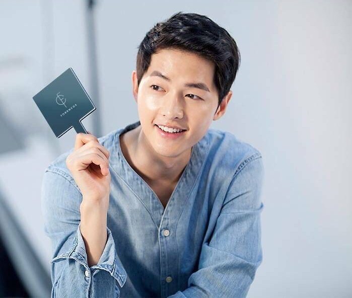 KdramaJunkie_'s tweet photo. Bae!! ๐๐
#HappySongJoongKiDay
#HappySJKDay
#MissingDOTS https://t.co/XB8C9b69GW
