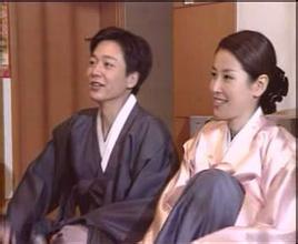 현대가정(2002년작) 류혁군이 한국인 아내랑 사는 드라마로 나름 한중합작이었던 거같은데 (아마 모던패밀리에서 모티프 딴듯) 내용 1도 모르겠고...